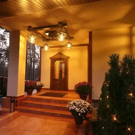 Kolyba House 3*