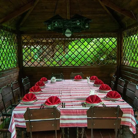Hotel Kolyba House 3*