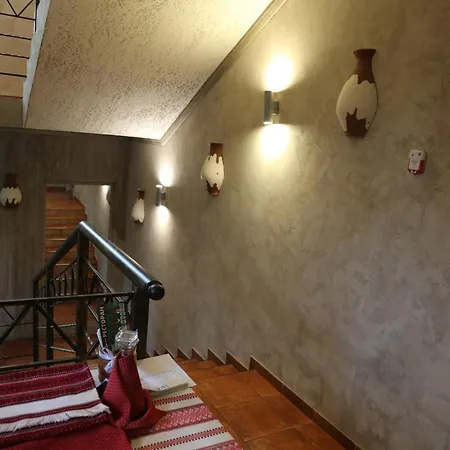 Kolyba House 3*