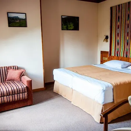 Hotel Kolyba House 3*