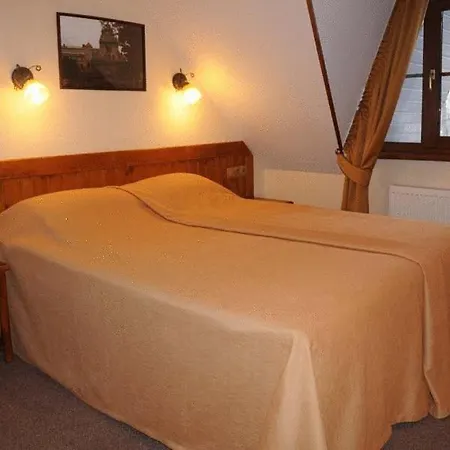 Kolyba House 3*